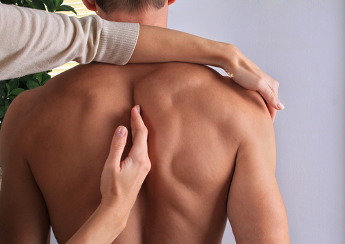 What Are The Chiropractic Treatments for Shoulder Pain?