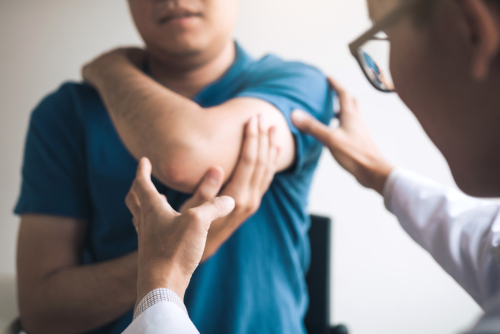 What Are The Chiropractic Treatments for Shoulder Pain?