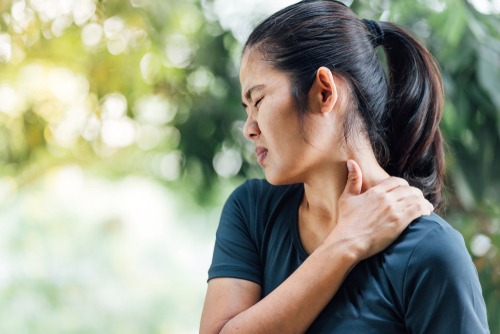 Can Chiropractors Help With Neck Pains?