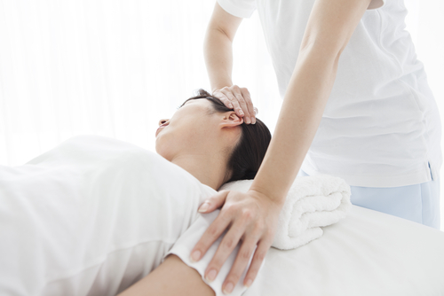 How Can Chiropractic Treatment Help With Migraines